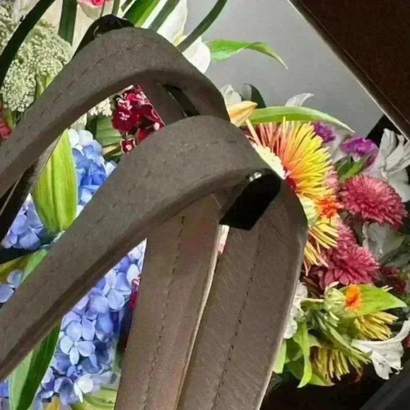 🔥🔥 Large leather & embossed suede tote Kelsi Dagger NWT!  Neutral Shoulder Bag - Picture 8 of 15